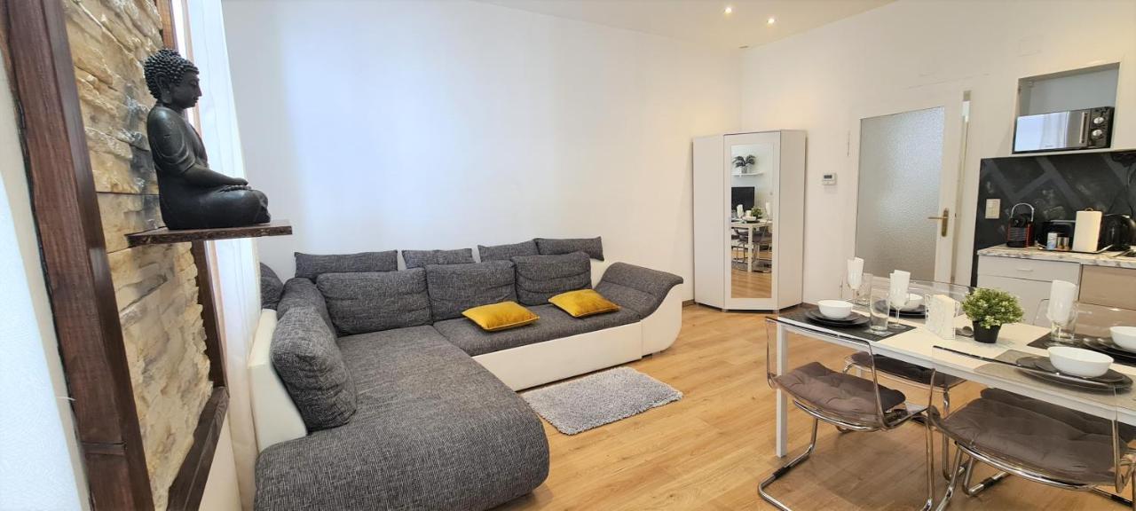 Wiener Buddha Style Flat With Inner Garden- Maerzstrasse City Apartments Vienna Exterior photo